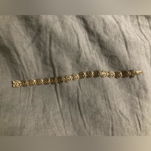 Sterling silver Greek spiral bracelet - Picture 2 of 8